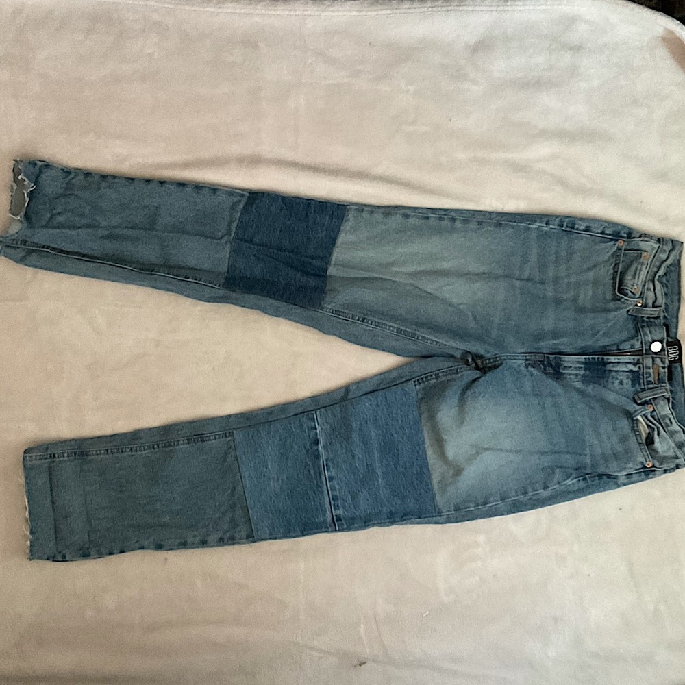 BDG Slim Straight Patch Jeans